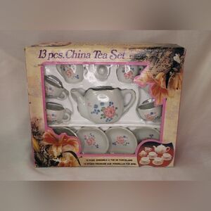 Vintage Floral 13 Piece China Kids Tea Set NIB